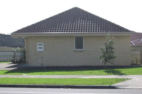 Photo of property in 1/190 Te Irirangi Drive, Flat Bush, Auckland, 2019