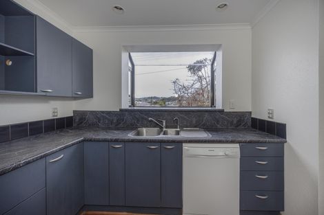 Photo of property in 28 Awamoa Road, Holmes Hill, Oamaru, 9401
