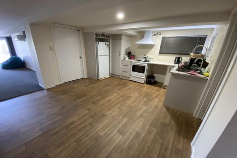 Photo of property in 49a Woodglen Road, Glen Eden, Auckland, 0602