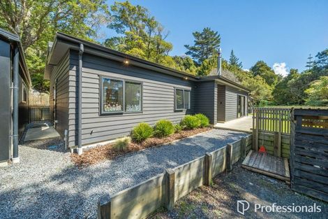 Photo of property in 10 Aratika Grove, Stokes Valley, Lower Hutt, 5019