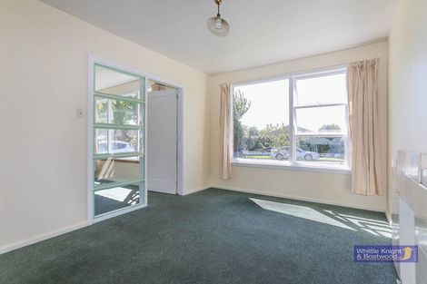 Photo of property in 8 Lochee Road, Upper Riccarton, Christchurch, 8041