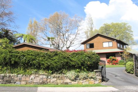 Photo of property in 145 Kawaha Point Road, Kawaha Point, Rotorua, 3010