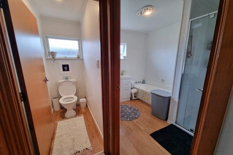 Photo of property in 5 Imogene Way, Half Moon Bay, Auckland, 2012