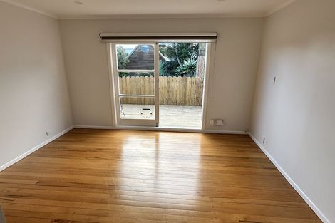 Photo of property in 2/4 Sydney Street, Hauraki, Auckland, 0622