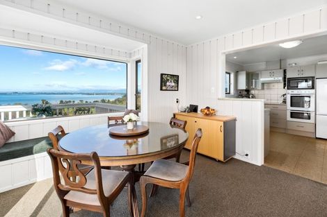 Photo of property in 16 Adela Stewart Drive West, Athenree, Waihi Beach, 3177