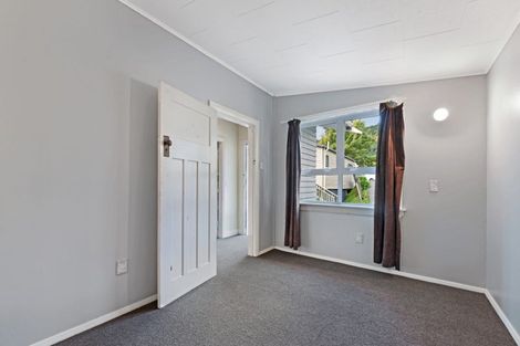 Photo of property in 76 Waimea Road, Nelson South, Nelson, 7010