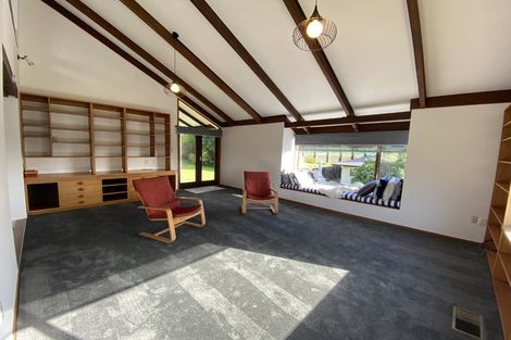 Photo of property in 9 Handley Place, Glen Avon, New Plymouth, 4312