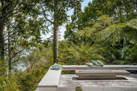 Photo of property in 34 Arapito Road, Titirangi, Auckland, 0604