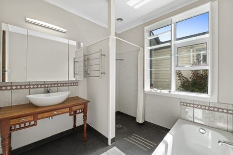 Photo of property in 263 Carrington Street, Vogeltown, New Plymouth, 4310