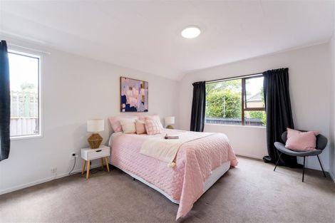 Photo of property in 60 Bay View Road, South Dunedin, Dunedin, 9012