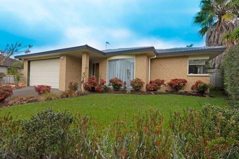 Photo of property in 46 Hogarth Rise, West Harbour, Auckland, 0618