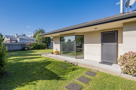 Photo of property in 2 Belle Maison Court, Levin, 5510