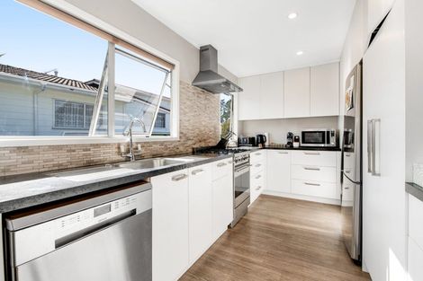 Photo of property in 20 Spargo Road, Massey, Auckland, 0614