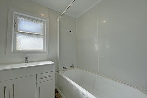 Photo of property in 50 Leeds Street, Milson, Palmerston North, 4414