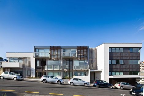 Photo of property in Masina Apartments, 202/80 Riddiford Street, Newtown, Wellington, 6021