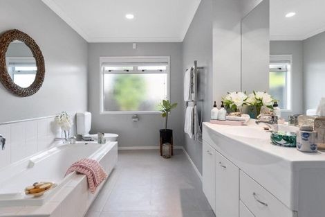 Photo of property in 10 Ladera Mews, Bethlehem, Tauranga, 3110