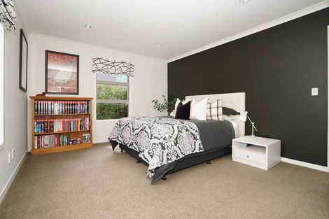 Photo of property in 9 Callard Place, Riverlea, Hamilton, 3216