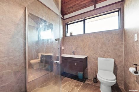 Photo of property in 20 Tatyana Place, Massey, Auckland, 0614