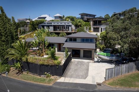 Photo of property in 11 Park Drive, Raglan, 3225