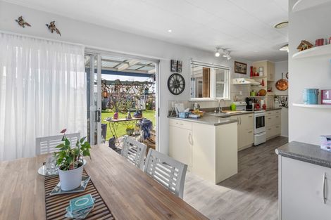 Photo of property in 34 Fergusson Street, Solway, Masterton, 5810