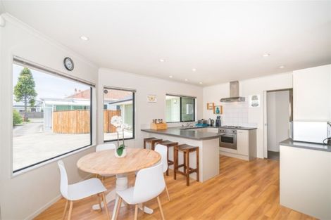 Photo of property in 34a Botanical Road, Takaro, Palmerston North, 4412