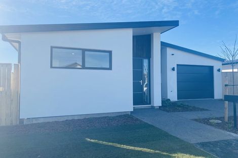 Photo of property in 21 Marcoola Drive, Rolleston, 7614