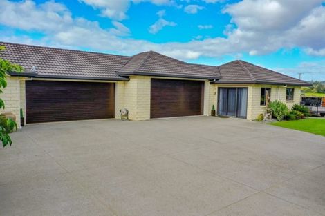 Photo of property in 2 Ohuirehe Road, Coastlands, Whakatane, 3120