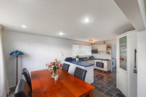 Photo of property in 58 Denise Crescent, Hornby, Christchurch, 8042