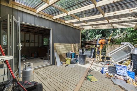 Photo of property in 37 Western Road, Laingholm, Auckland, 0604