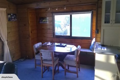 Photo of property in 13 Lindaver Grove, Merrilands, New Plymouth, 4312