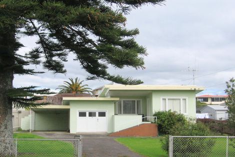 Photo of property in 70 Muricata Avenue, Mount Maunganui, 3116