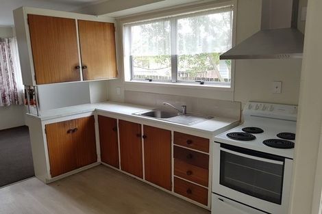 Photo of property in 6 Sabot Place, Massey, Auckland, 0614