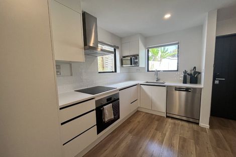 Photo of property in 5/38 Manuka Road, Glenfield, Auckland, 0629