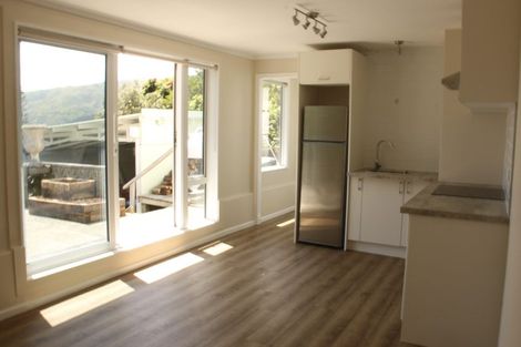 Photo of property in 2 Raroa Place, Pukerua Bay, 5026