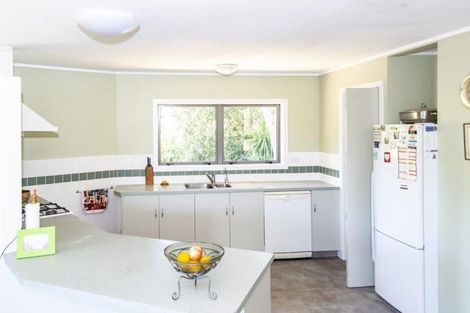 Photo of property in 12 Eton Place, Spotswood, New Plymouth, 4310