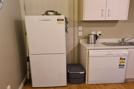 Photo of property in 3 The Esplanade, Huntington, Hamilton, 3210