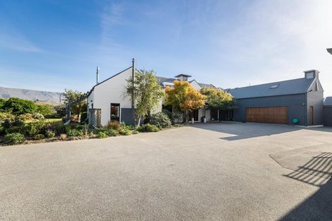 Photo of property in 10 Roberts Drive, Cromwell, 9310