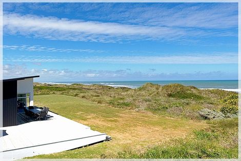 Photo of property in 6a Marine Parade South, Foxton Beach, Foxton, 4815