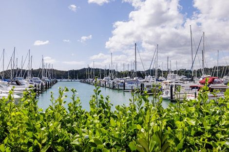 Photo of property in 14 Baffin Street, Opua, 0200