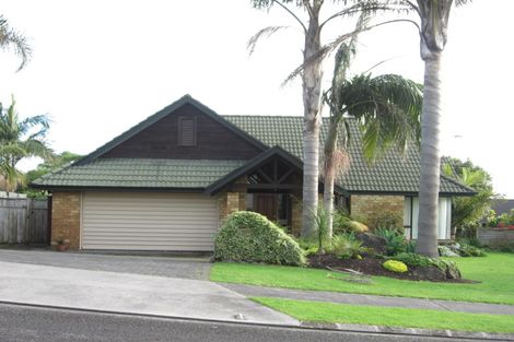 Photo of property in 40 Kuripaka Crescent, The Gardens, Auckland, 2105