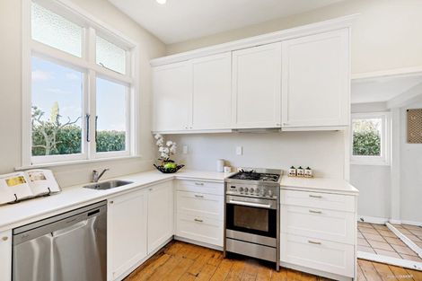 Photo of property in 195 Mount Smart Road, Onehunga, Auckland, 1061