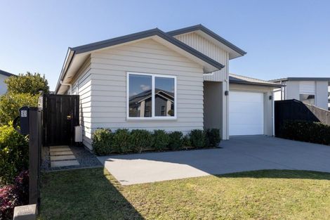 Photo of property in 5 Pimelea Street, Papamoa Beach, Papamoa, 3118