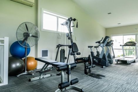 Photo of property in 6 Rewa Rewa Lane, Orewa, 0931