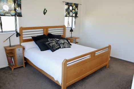 Photo of property in 25a Alexander Avenue, Torbay, Auckland, 0630