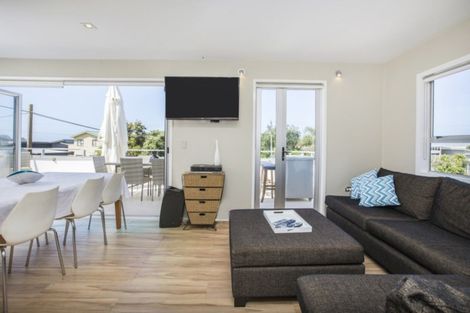 Photo of property in 32 Lincoln Street, Mangawhai Heads, Mangawhai, 0505