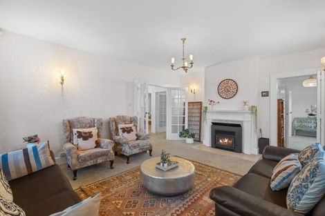 Photo of property in 24 Snowdon Road, Fendalton, Christchurch, 8052