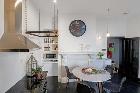 Photo of property in 21 Saint Mary Street, Thorndon, Wellington, 6011