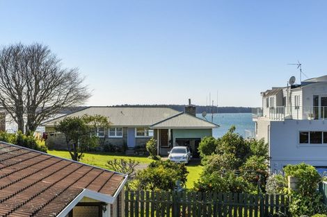 Photo of property in 207 Ngatai Road, Otumoetai, Tauranga, 3110