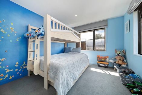 Photo of property in 8 Ada Place, Lake Hayes, Queenstown, 9304