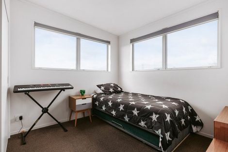 Photo of property in 31 Reynolds Place, Papamoa Beach, Papamoa, 3118